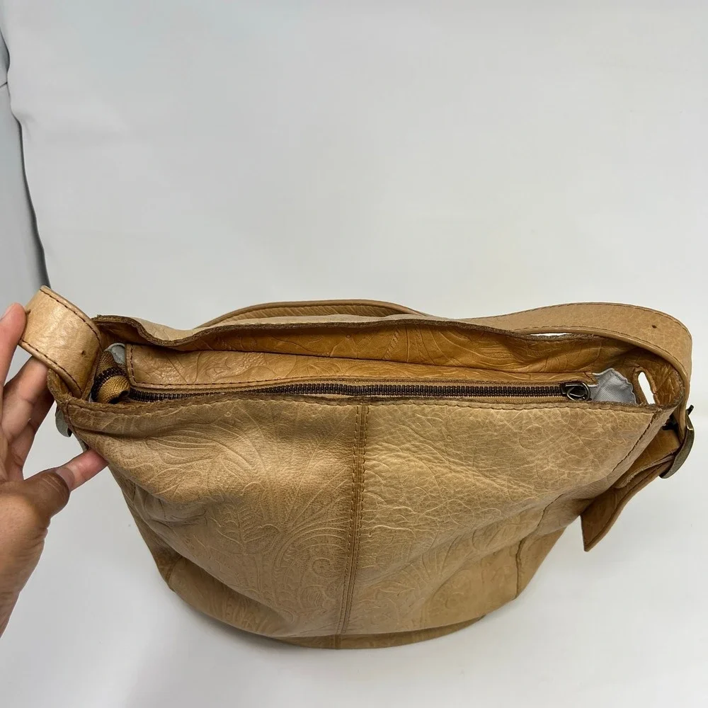 American Leather Co Embossed Leather Shoulder Bag Tan Brown Hobo Tote Purse